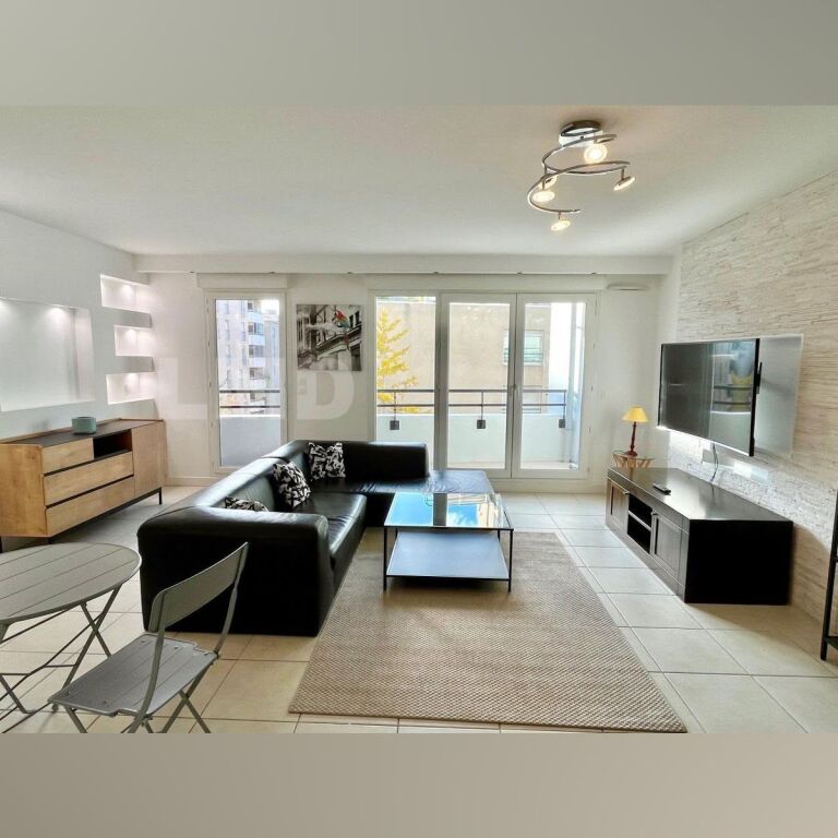 Astir, apartment 2+1 for rent.