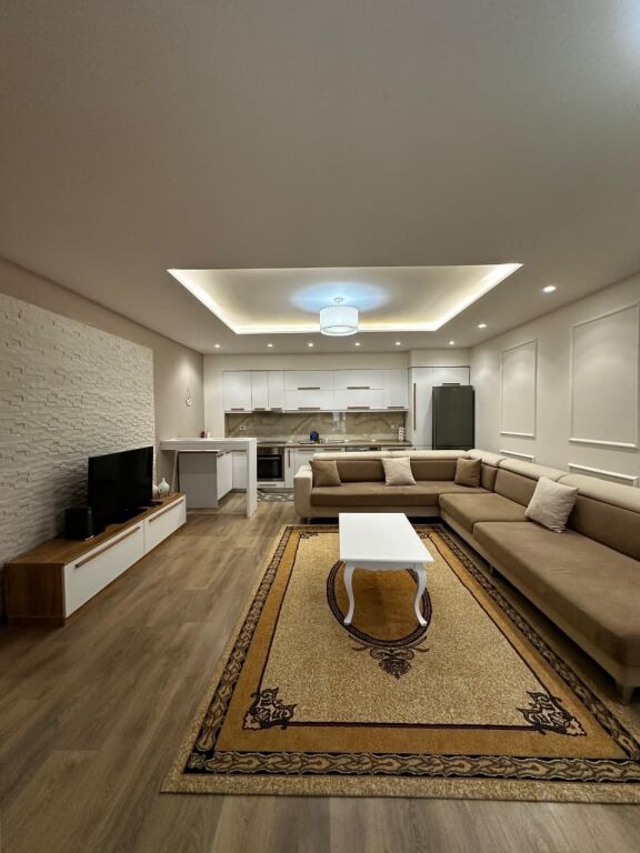 Furnished 2+1 apartment for rent at Kapiten Mir Zoti Liqeni Thate