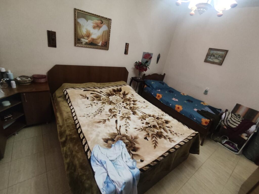 Shitet apartament 1+1 ne Rrugen e Dibres prane Shkolles se Bashkuar ID 5700