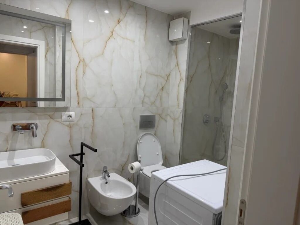Apartment 2+1 for rent Dry Lake Radison Hotel !