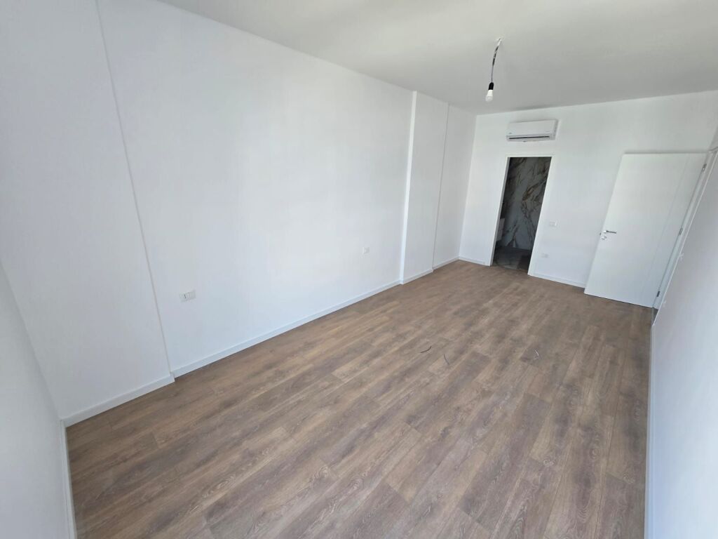 Office For Rent 2+1 Near the Paris Municipality (ID BZ21059) Tirana