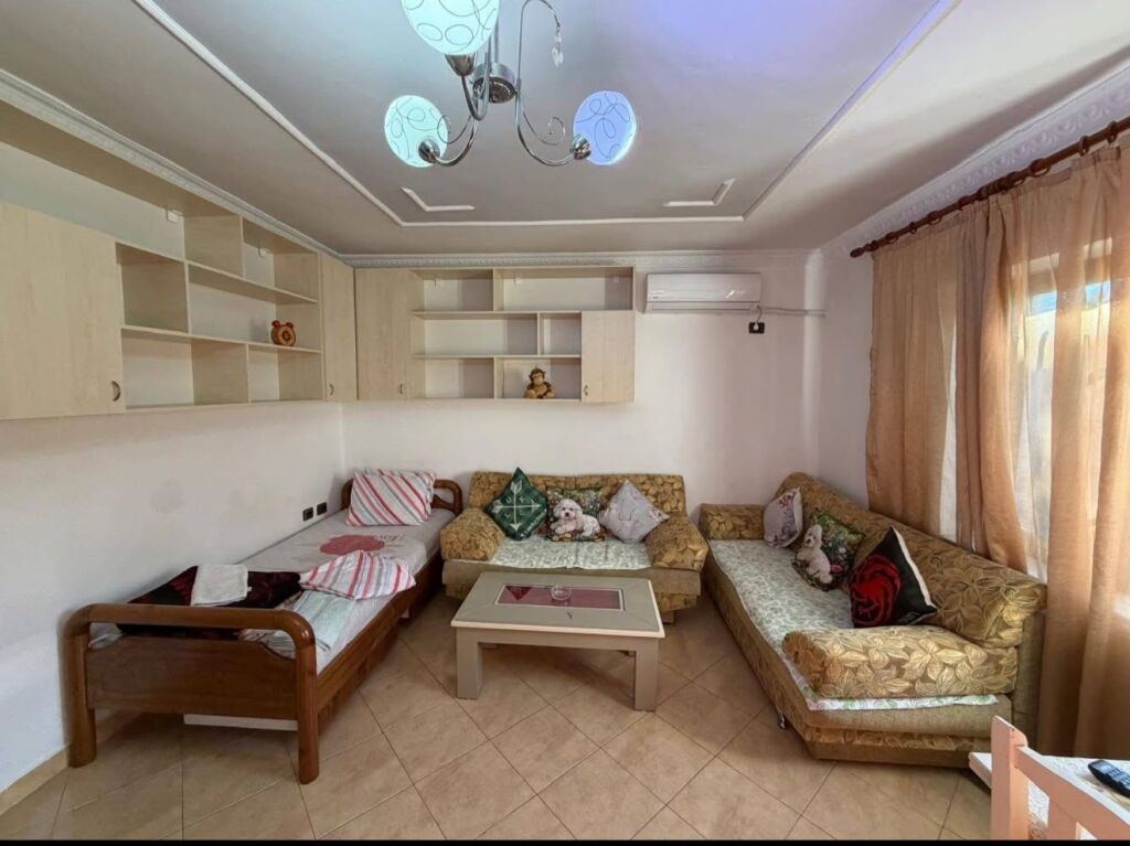 Rent | Apartament 1 + 1 | Brryli | 550 €/month