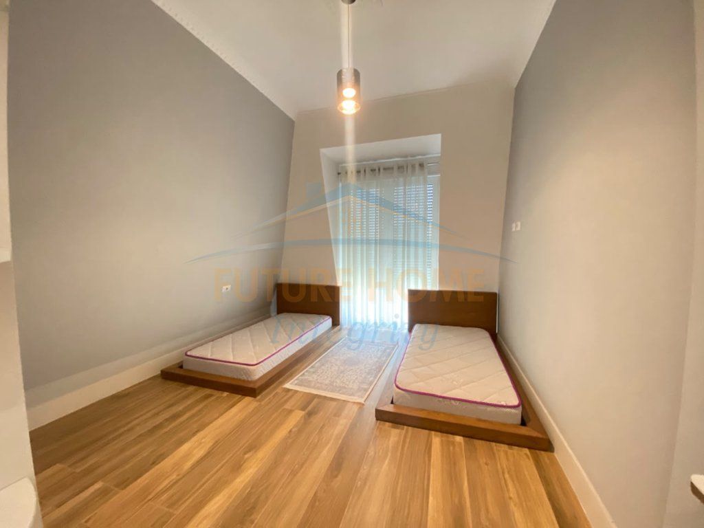 Affitto, Appartamento 2+1+2+Posto Auto, Joy Residence, Tirana.