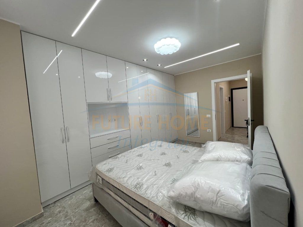 Affitto, Appartamento 1+1+Posto Auto, Complesso E88, Tirana.