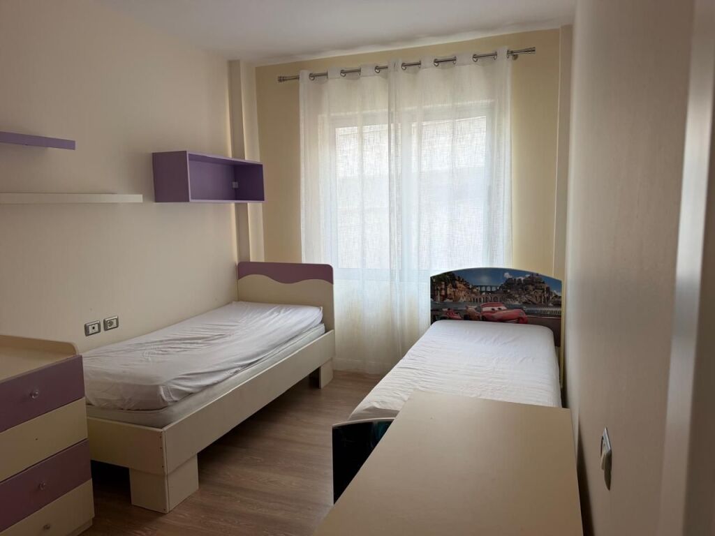 Apartament 2+1 per qera Sauk !