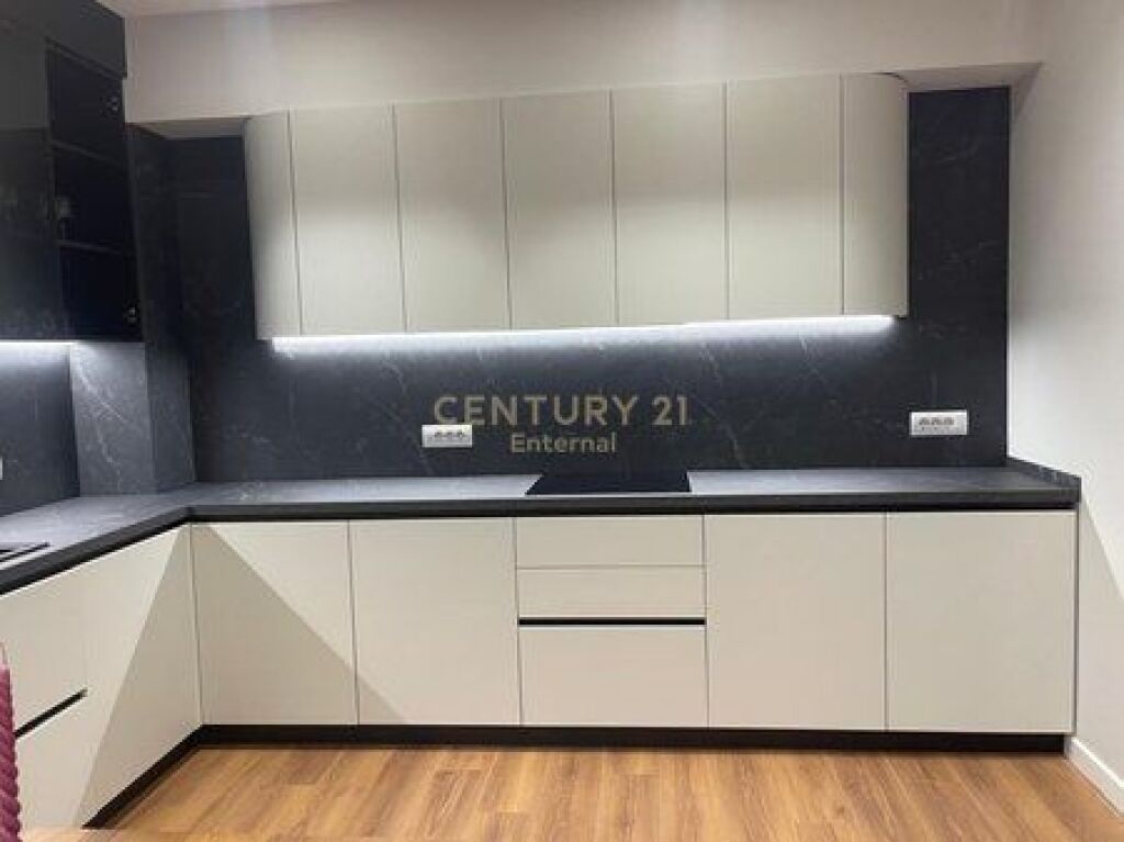 Apartament Luksoz 2+1 Plus Post Parkimi Per Qira Te Zona IshGardes