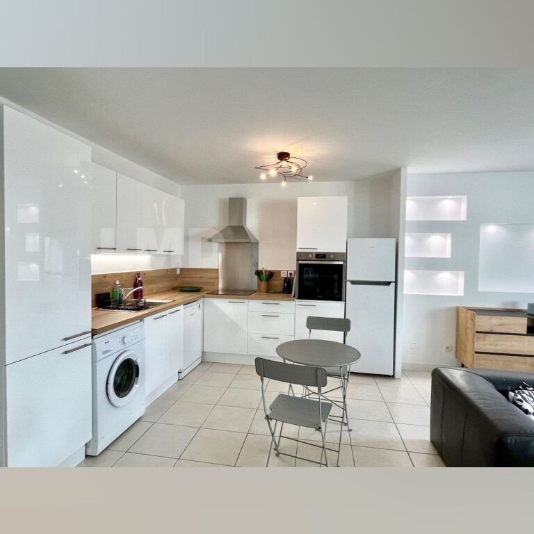 Astir, apartment 2+1 for rent.