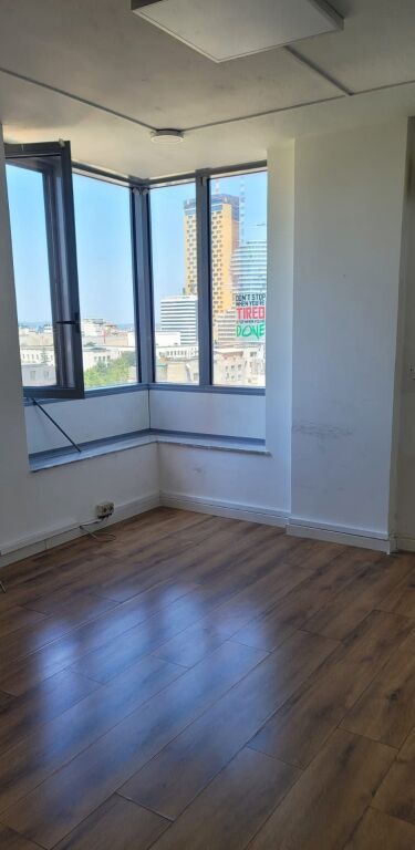 Affitto | Apartament 2 + 1 | George W. Bush Street | 1300 €/mese