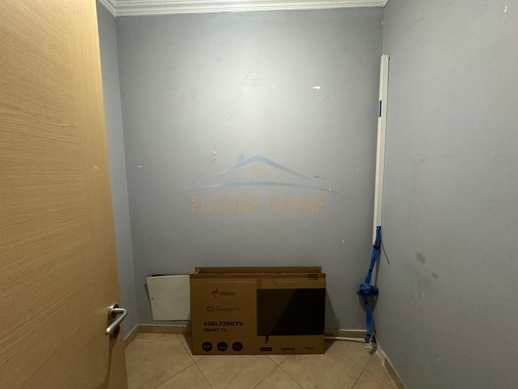 Jepet me qera Apartament 3+1+2, 5 Maji