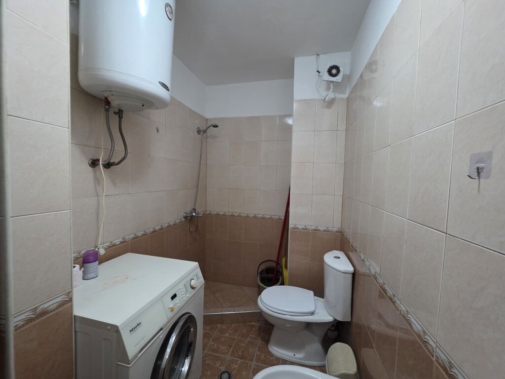 Apartament 1+1 per qera Yzberisht !