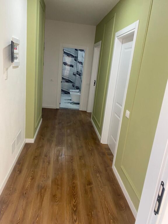 🏢 JEPET ME QIRA APARTAMENT PËR AMBIENT BIZNESI – KAMËZ