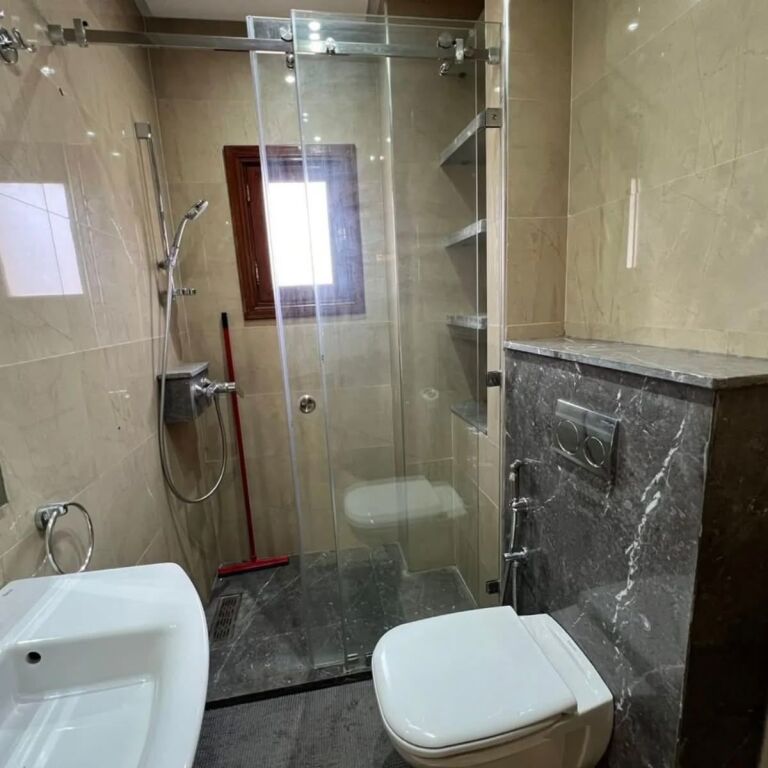 Near the American embassy, a 2+1+2 apartment is for rent.