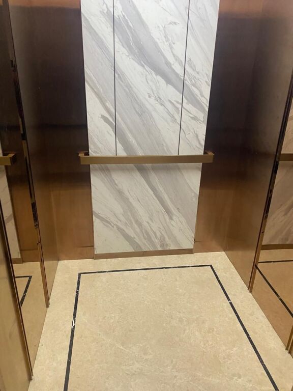 🏡 APARTMENT 2+1 FOR SALE – KAMËZ, NEAR THE MUNICIPALITY  💰 PRICE: 117,687,000 LEKË 💳🔥 POSSIBILITY TO BUY WITH LOAN! 🔥💳