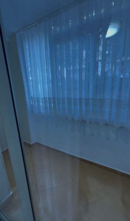 Apartament Per Shitje - Shkolla e Bashkuar