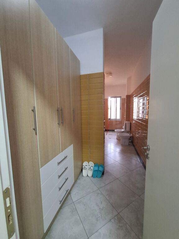 Appartamento 1+1 350Lek/mese - Zona di Fresku (vicino Motel Gaxheri)