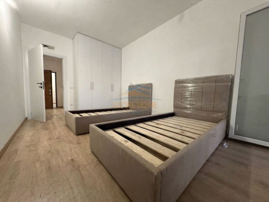Shitet, Apartament 2+1+2, Aura Residence, Rruga Dritan Hoxha, Laprakë