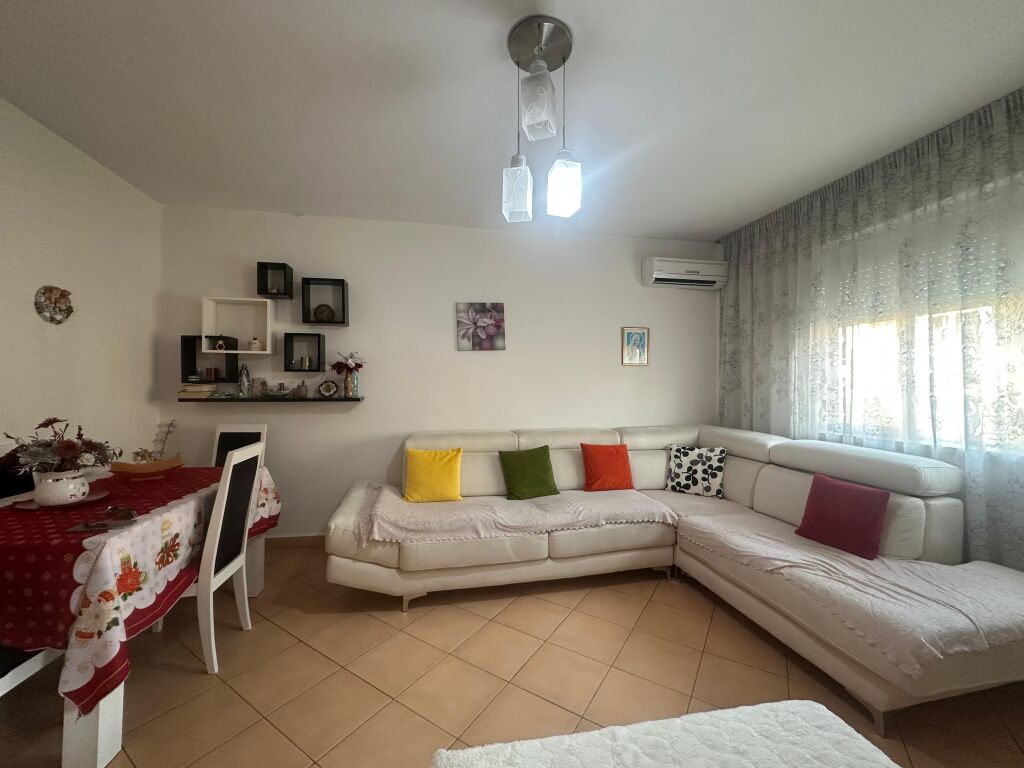 Apartament 1+1 per shitje 21 Dhjetori !