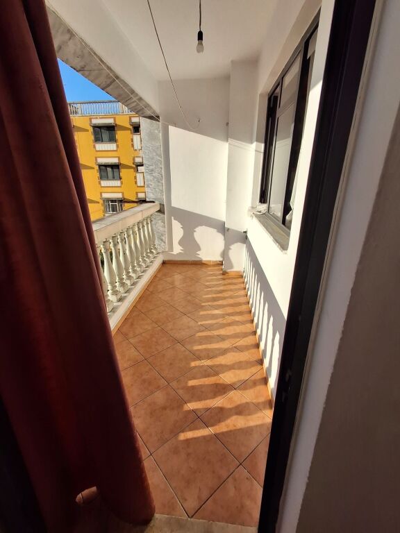 For rent 2+1 Kthesa e Kamzes Maleziani 45,000 leke