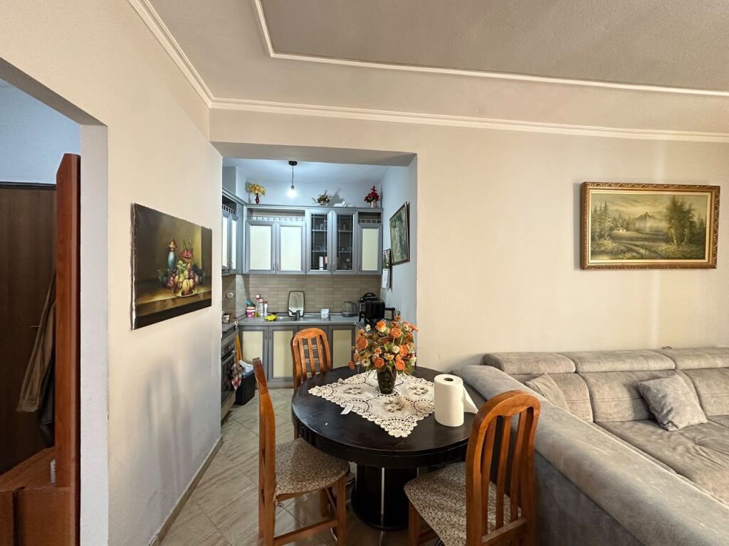 Shitet, Apartament 2+1, Yzberisht, Tirane Empire74853