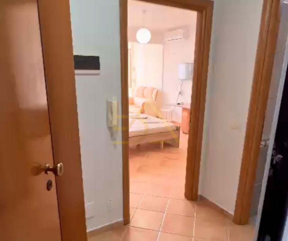 SHITET GARSONIERE – PRANË MIAMI 2, GOLEM