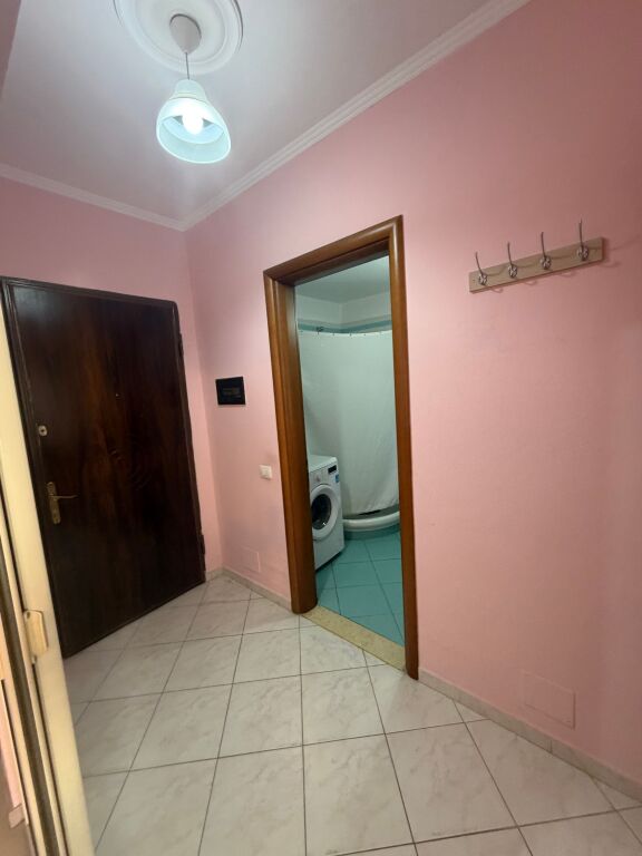 1+1, 3° piano con ascensore, vieni a studiare Astiri, 500 mila lek