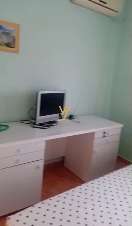 JEPET APARTAMENT 2+1+BLK ME QIRA TE FAKULTETI EKONOMIK 50.000 LEKE