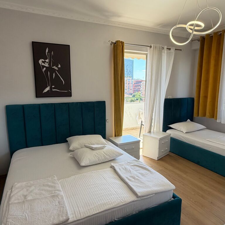 Apartment 2+1 for rent near Pazari i Ri