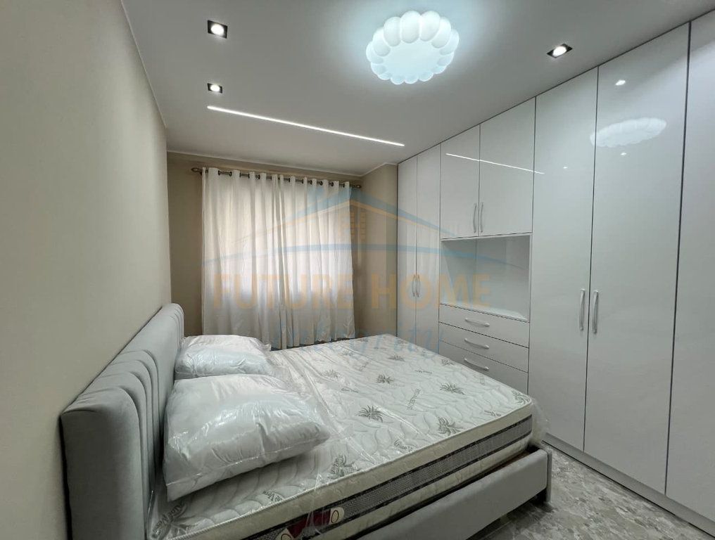 Rent, Apartment 1+1+Parking Space Complex E88, Tirana.