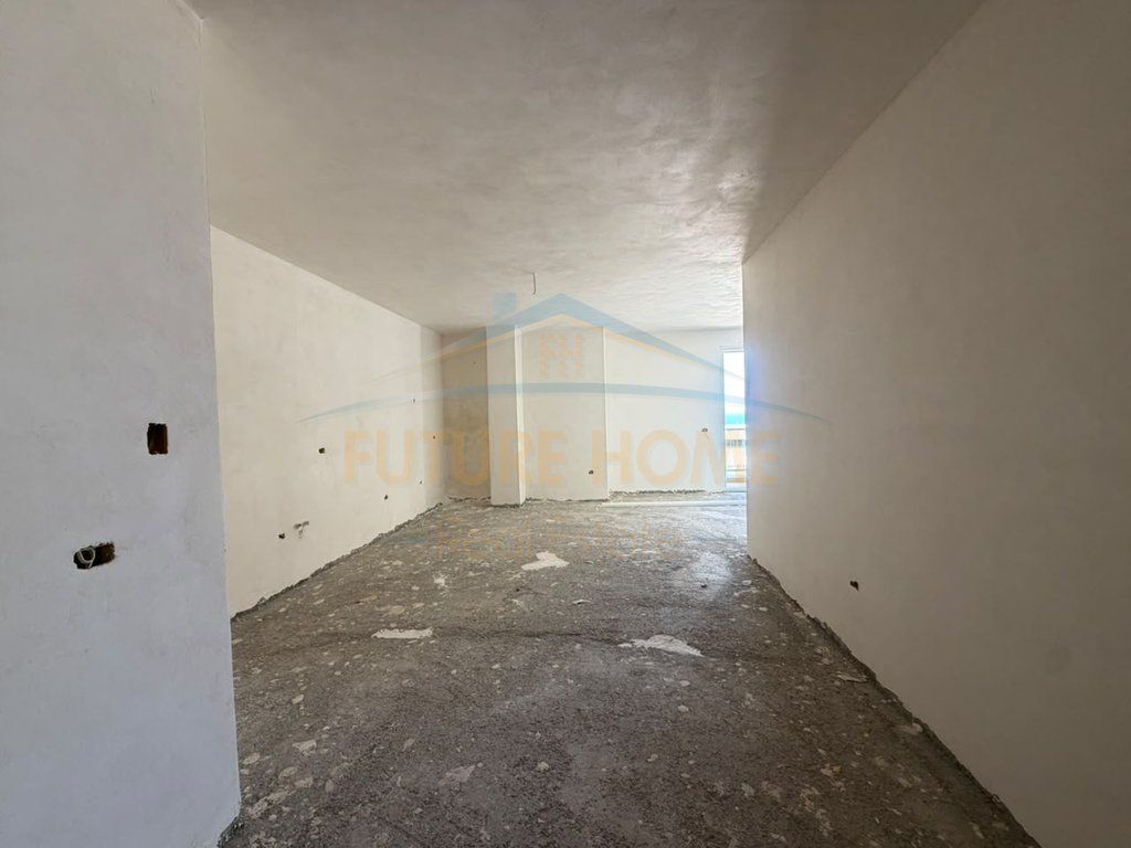 Shitet, Apartament 2+1+2, Currila, Durrës