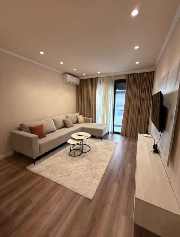 Apartament 1+1+🅿️arkim 📍 Liqeni i Thate