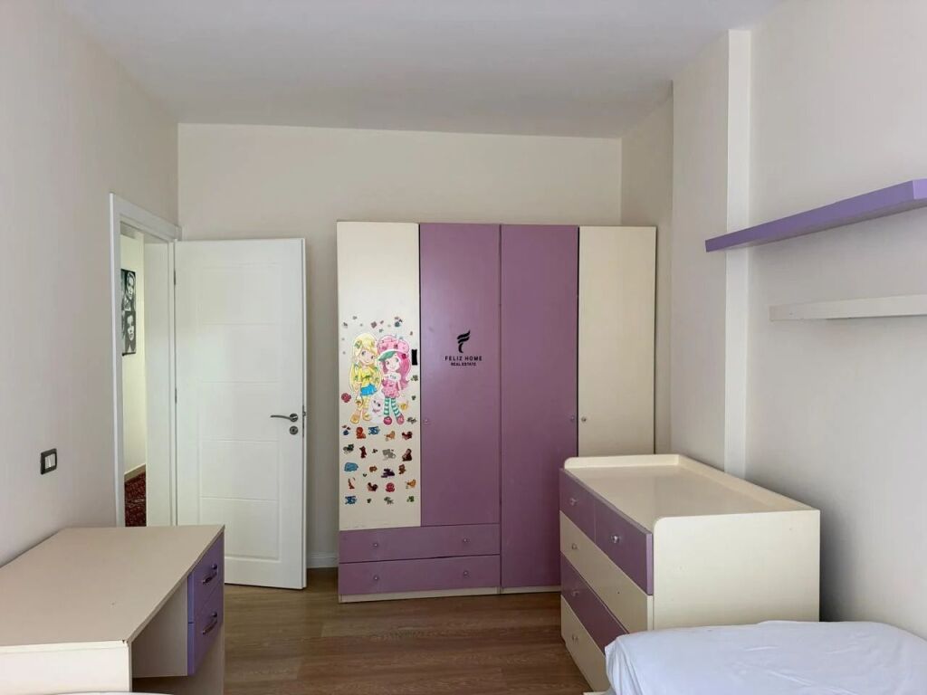 APARTAMENT ME QERA 2+1 SAUK 60.000 LEKE FH-95444