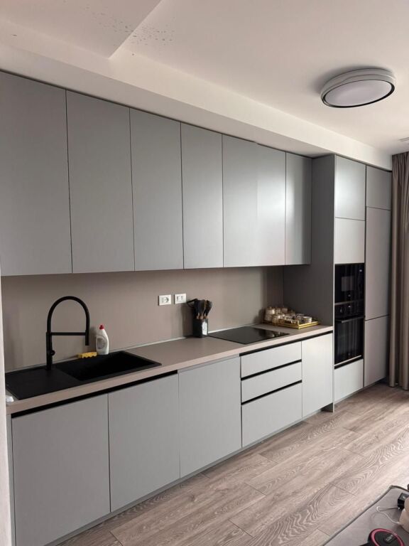 Jepet me qera apartament ne Lake View 2+1 + 2