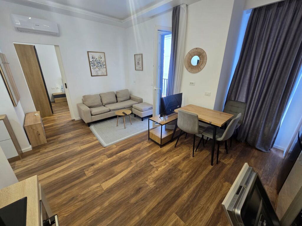 Apartment For Rent 1+1 At Komuna e Parisit (ID B2101928) Tirane