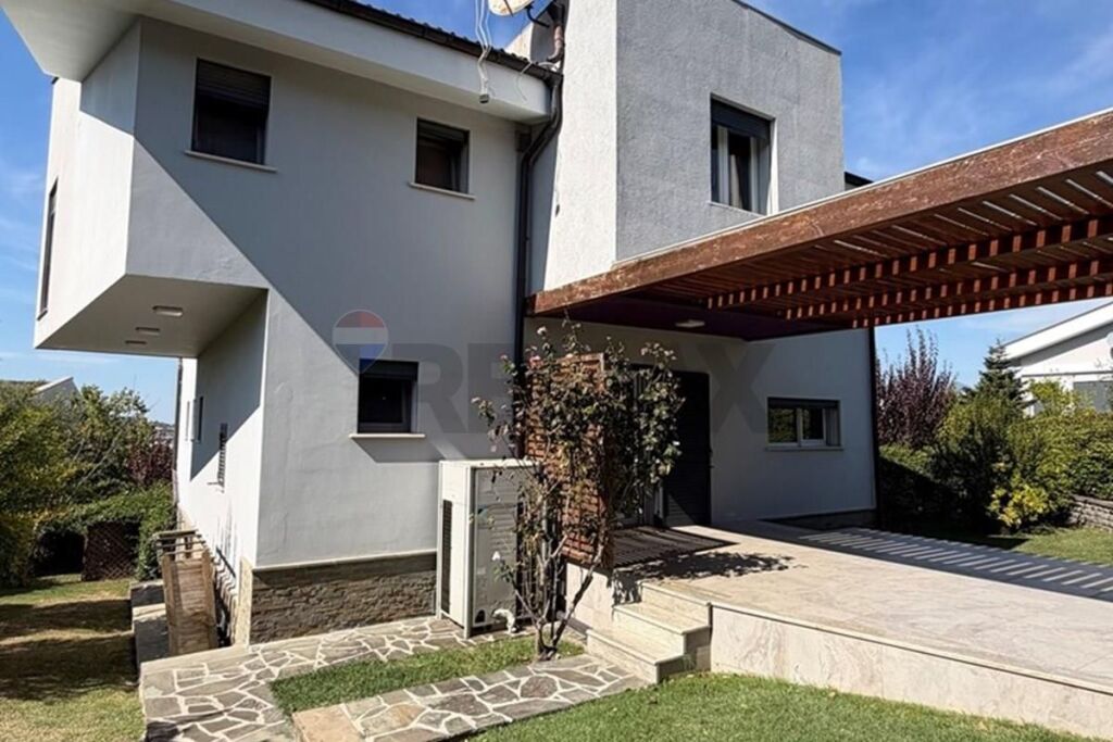 Vilë - Për Qira - Long Hill Rezidencë, Tiranë(ID: 530261059-420)