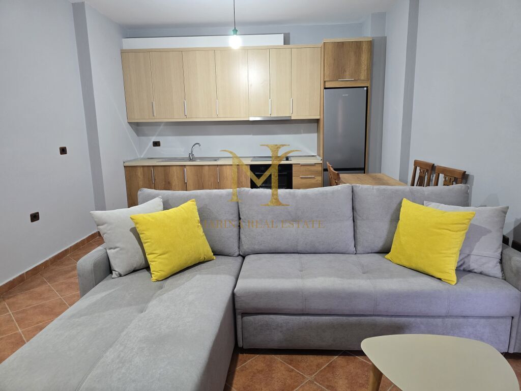 JEPET ME QERA APARTAMENT 1+1+ NE PLAZH DURRES !!