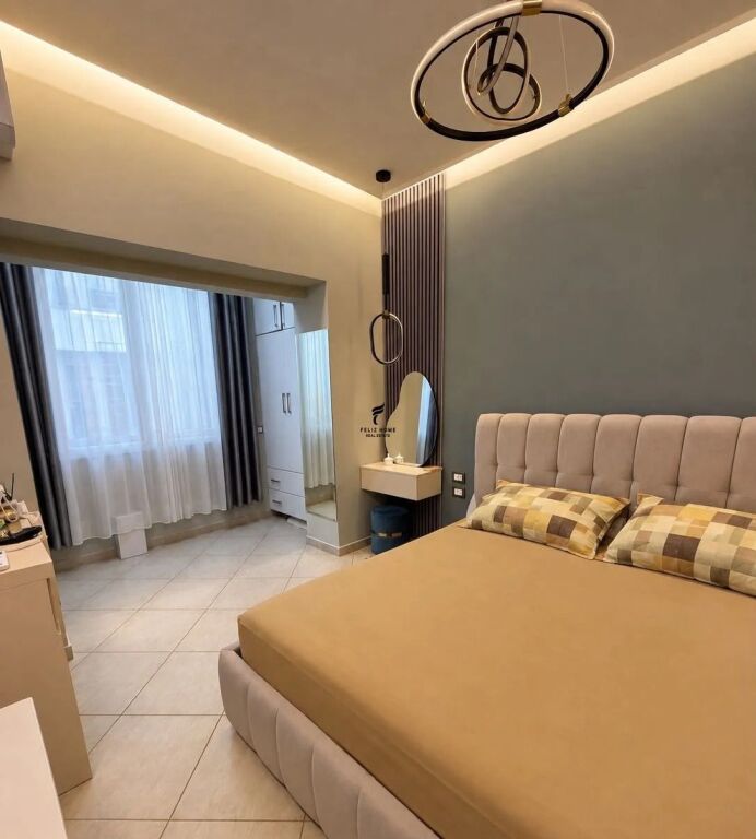 APARTAMENT ME QERA 1+1 VASIL SHANTO 90.000 LEKE FH-95322