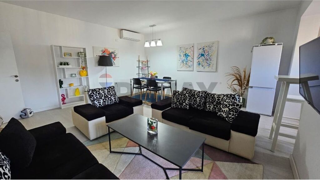 2+1 apartment for rent in the Center!