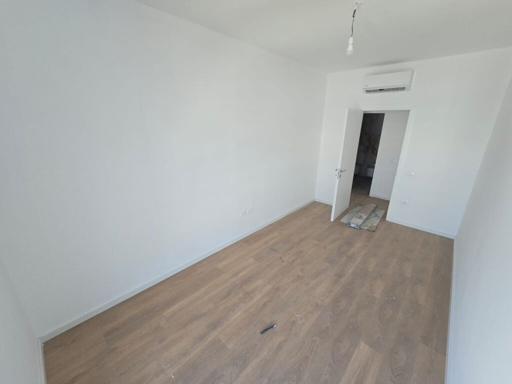 Office For Rent 2+1 Near the Paris Municipality (ID BZ21059) Tirana