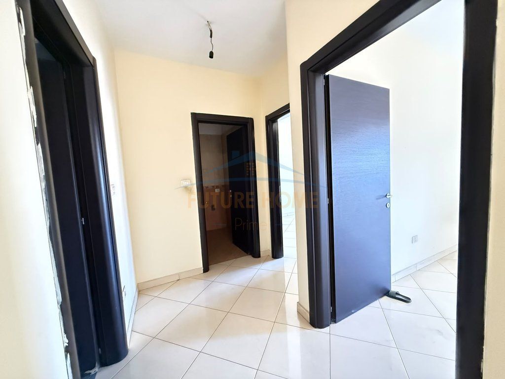Qera , Apartament 2+1+2 , Unaza e re , Tirane