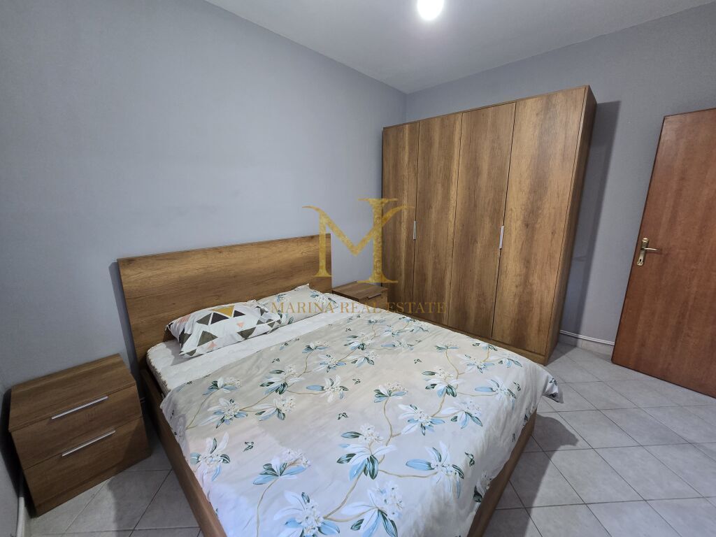 JEPET ME QERA APARTAMENT 1+1+ NE PLAZH DURRES !!