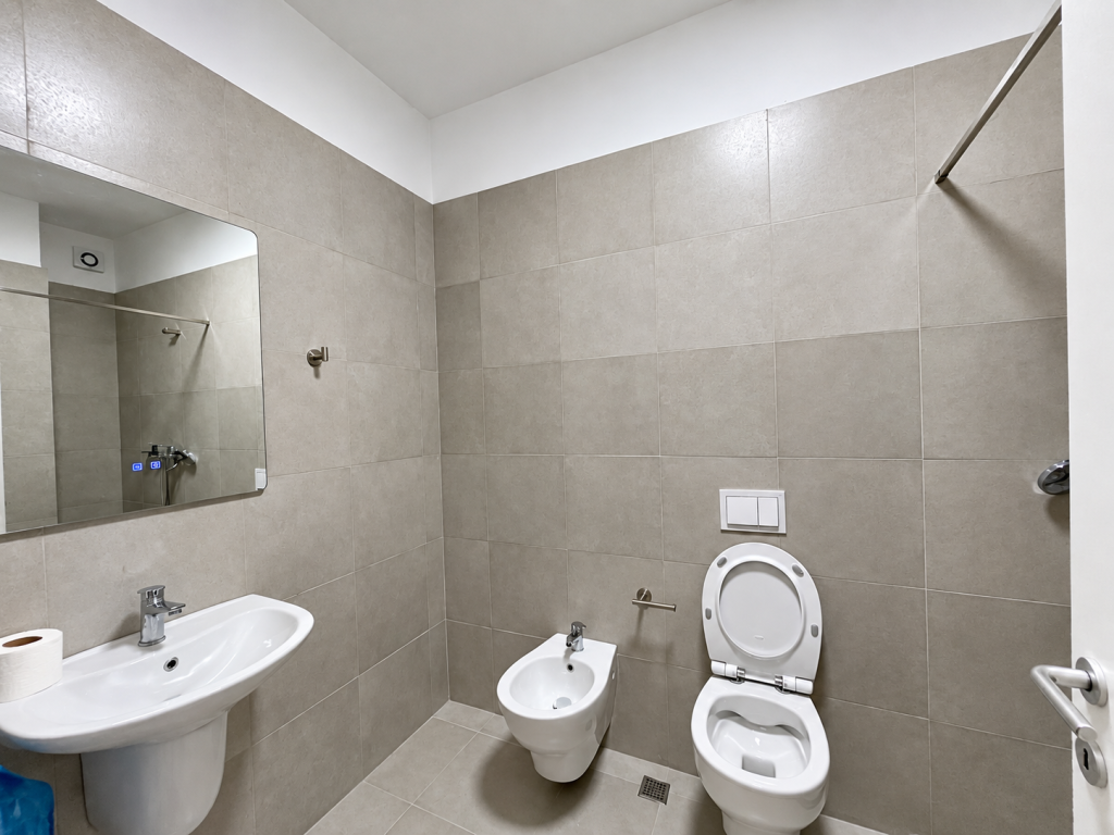 Rent, Apartment 2+1+Parking Space, Dry Lake, Tirana.