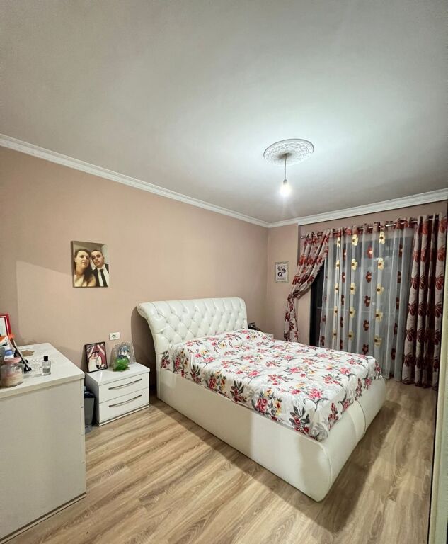 Shitje | Apartament 2 + 1 | Yzberisht | 175000 €