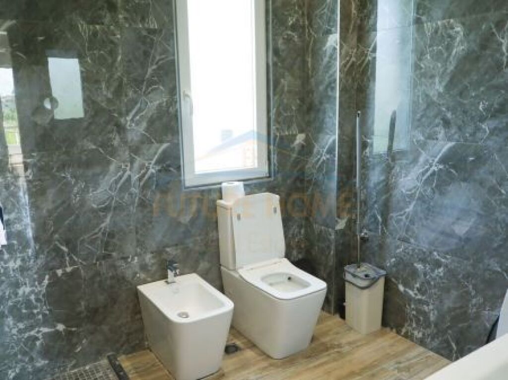 Shitet, Vilë, Kamëz PRO33883