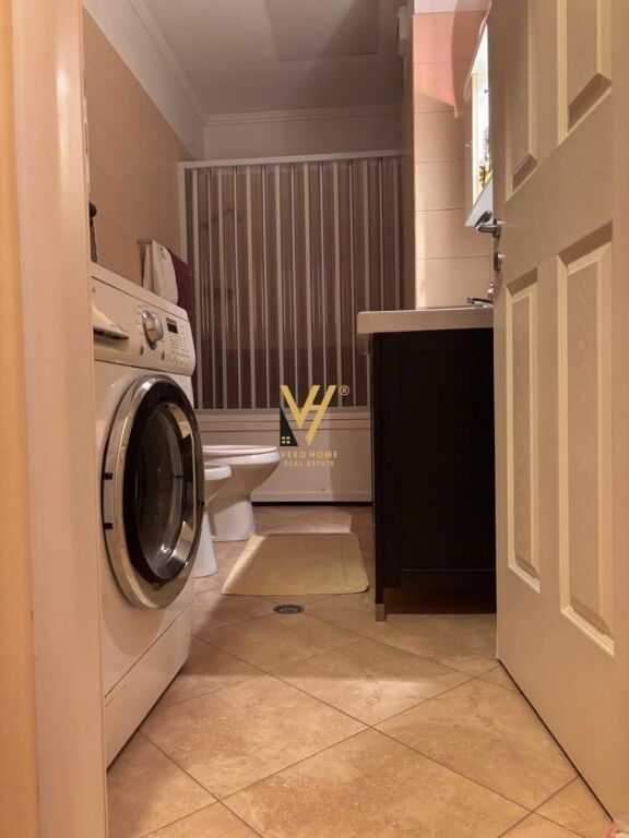 SHITET APARTAMENT 2+1+BLK NE SHKOZE 145.000 EURO