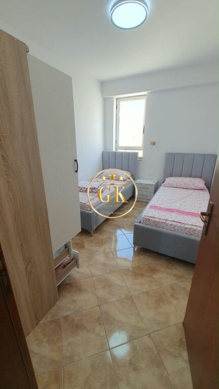 20974686🏡 SHITET APARTAMENTI 3+1+2,PLAZH DURRËS