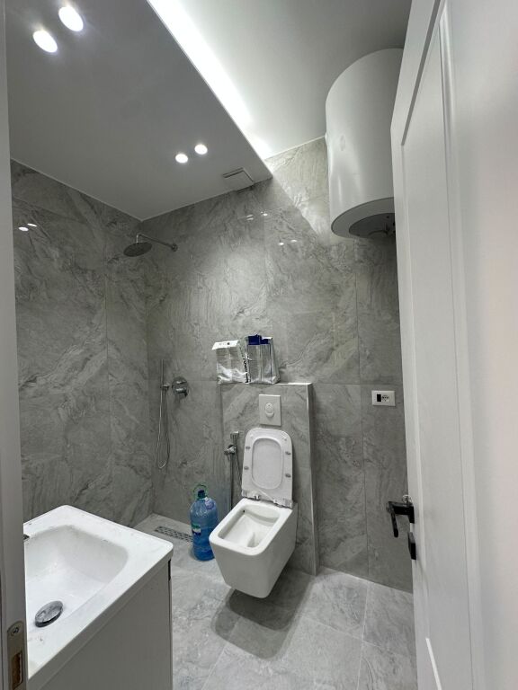 Sale | Apartament 1 + 1 | Rruga Bardhyl | 137000 €