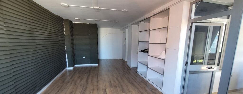 Affitto | Apartament 2 + 1 | George W. Bush Street | 1300 €/mese