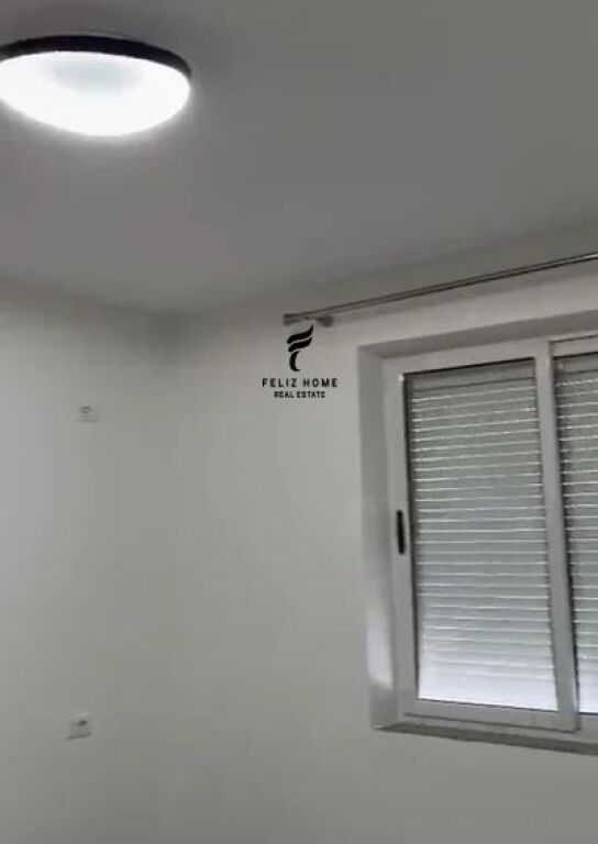 ZYRE ME QERA 2+1 KOMBINAT 600 EURO FH-95236