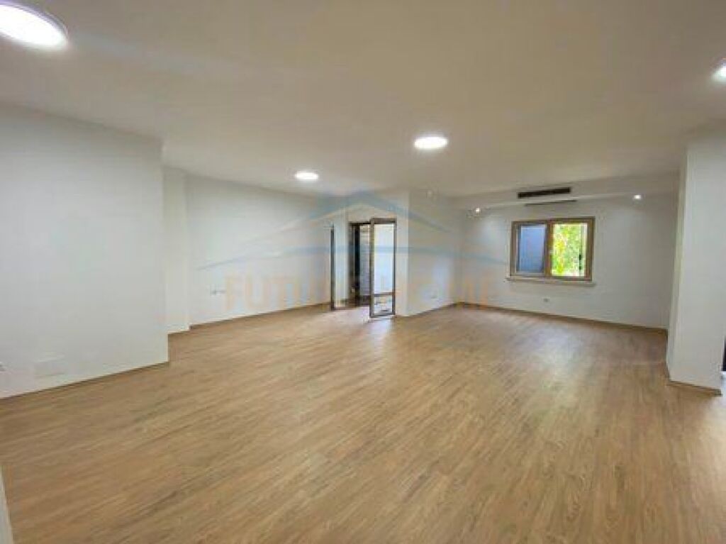 Qera, Ambjent Për Zyra, Qendër, Tiranë PRO72852