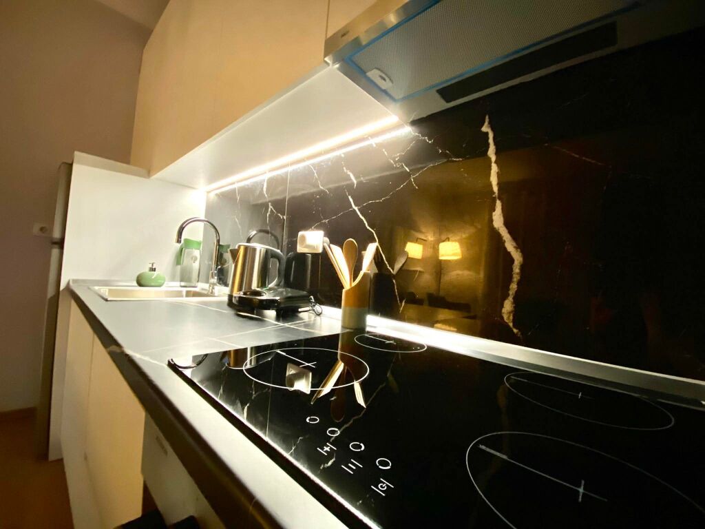 Apartment 2+1 for rent near Pazari i Ri